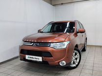 Mitsubishi Outlander 2.4 CVT, 2012, 209 000 км, с пробегом, цена 1 670 000 руб.