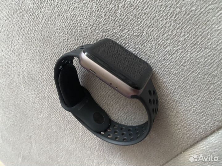 Часы apple watch 3 42mm nike