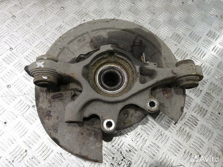 Кулак задней подвески Прав. Range Rover Sport L320