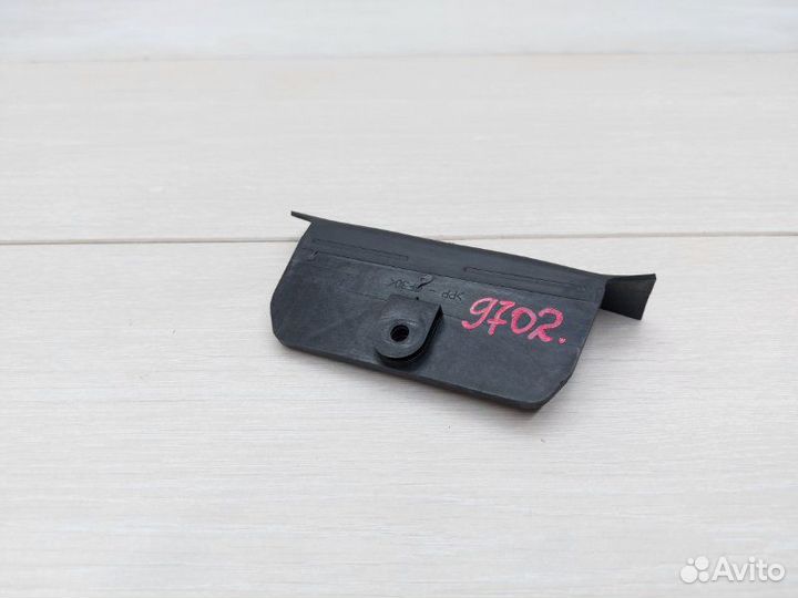 Кронштейн решетки радиатора Bmw 5 Series F10