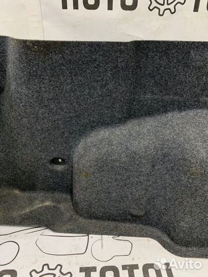 Обшивка багажника задняя левая Renault Symbol 2