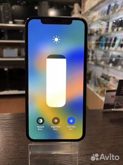 iPhone X, 64 ГБ