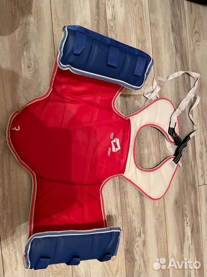 Защита для тхэквондо детская