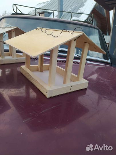 Кормушка для птиц