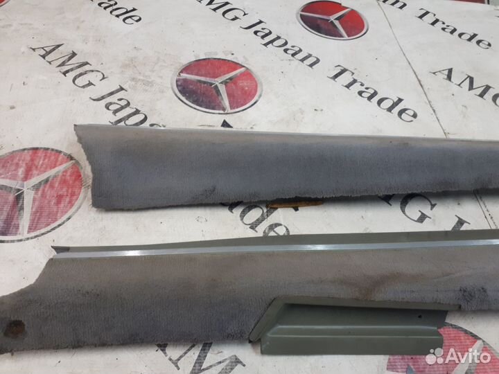 Порожки салонные на Mercedes R129 SL