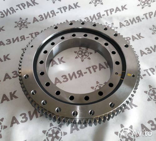 Опорно-поворотный подшипник Komatsu PC110-7