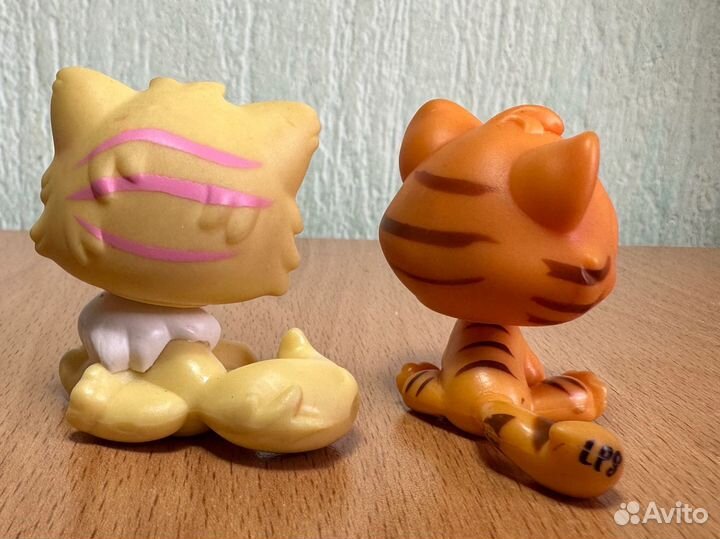 Littlest pet shop lps