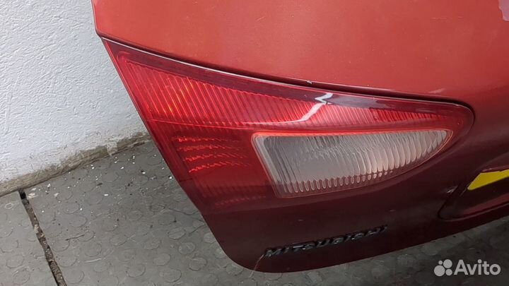 Крышка багажника Mitsubishi Lancer 10