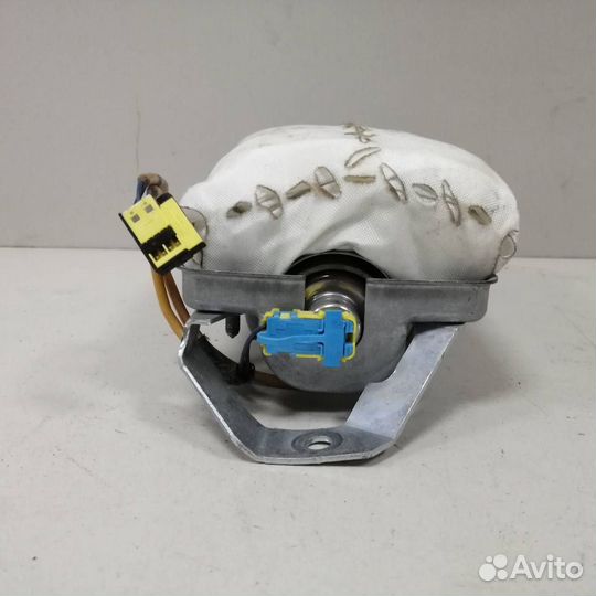 Подушка безопасности пассажирская в торпедо BMW X5