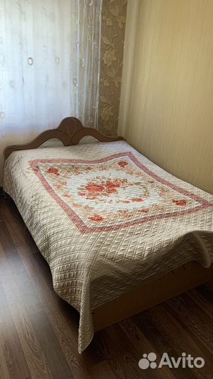 Спальня бу в хорошем состоянии