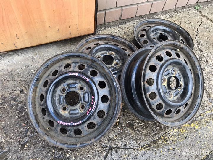 R13 Accelera Accelera 175/70, PCD 4x100 DIA 56