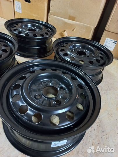 R15 4*114.3 Цо 67.1 et 46 новые