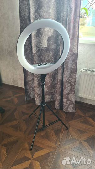Кольцевая лампа Led