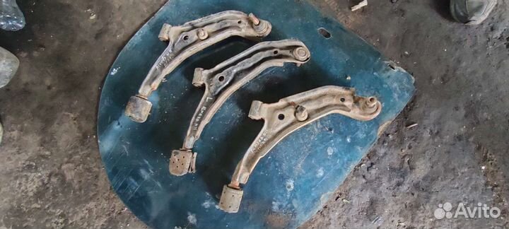 Рычаг передний ниссан Альмера n15