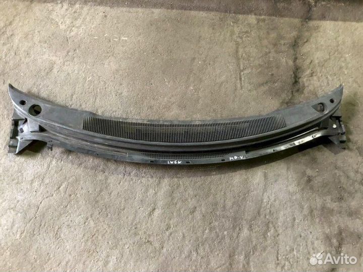 Решетка под лобовое стекло задняя Mazda Mpv lwew