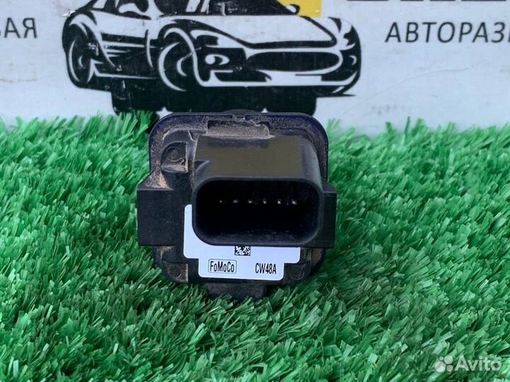 Камера Ford Mustang