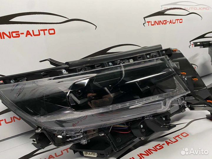 Фары Toyota Land Cruiser Prado 150 N5020