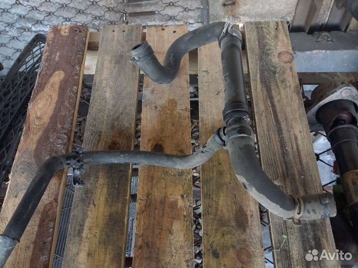 Патрубок системы охлаждения Лада Ларгус 2012-2021