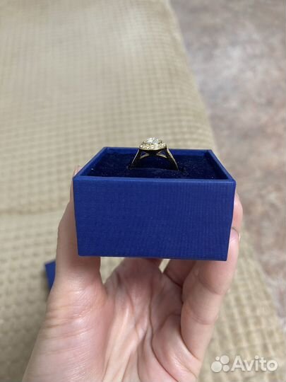Swarovski кольцо новое
