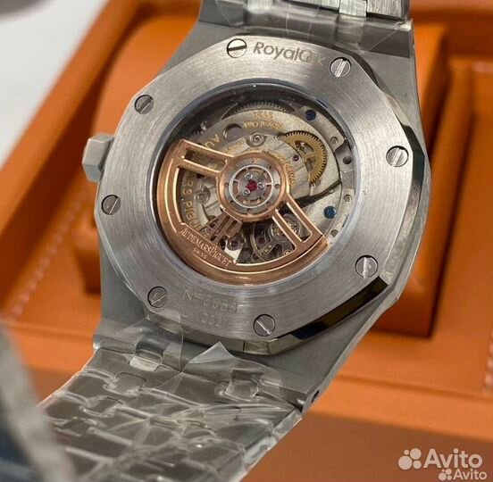 Наручные часы