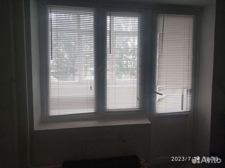 Жалюзи горизонтальные пластиковые