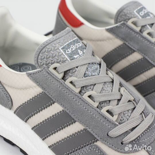 Кроссовки Adidas retropy e5