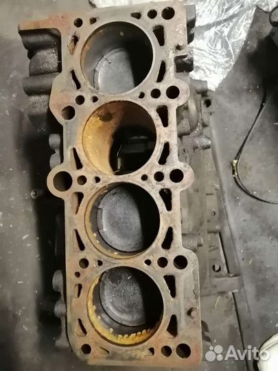 Блок цилиндров двигателя passat awt 1,8t
