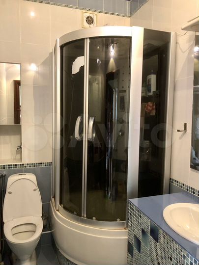 5-к. квартира, 144 м², 8/9 эт.