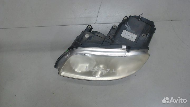 Фара (передняя) Volkswagen Touran, 2006