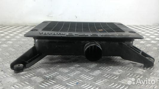 Радиатор интеркуллера toyota RAV 4 ZCA2 (93O31YE01