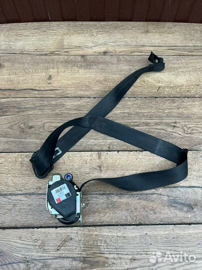 Ремень безопасности передний левый Audi 3 8P 1.8