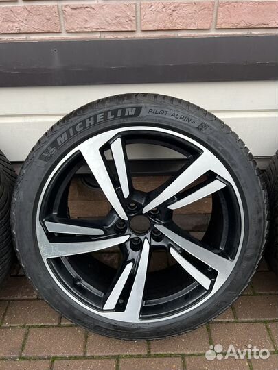 Колеса в сборе R20 зимние Ауди А7