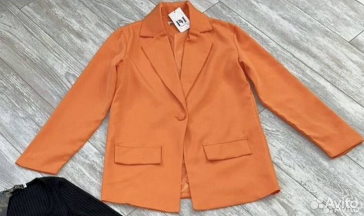 Пиджак новый с биркой