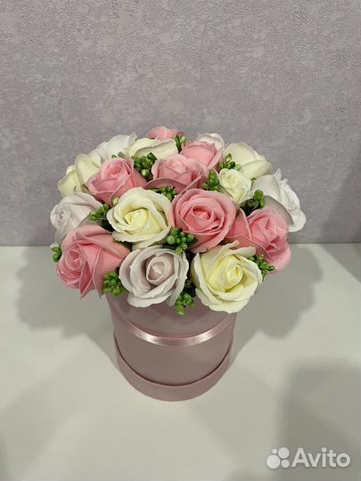 Композиция из мыльных роз