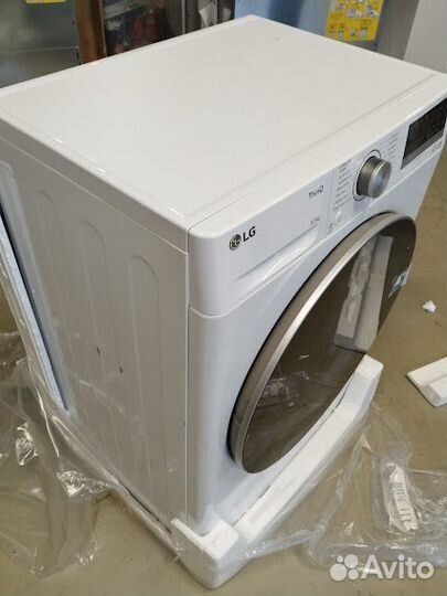 Фронтальная стиральная машина LG F2WV5S8S1E(110)
