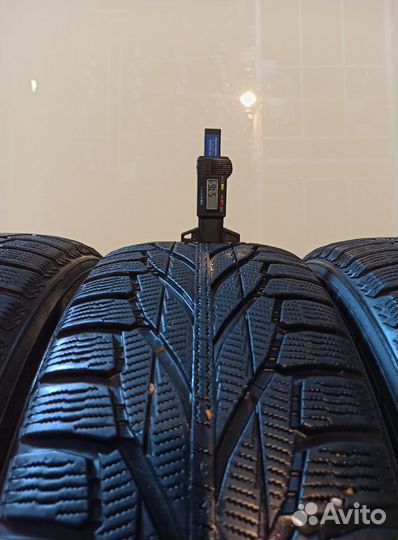 Nokian Tyres Hakkapeliitta R2 225/65 R17