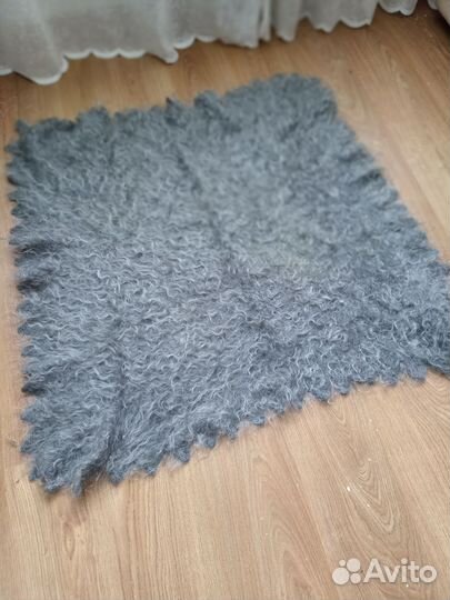 Пуховый платок шаль