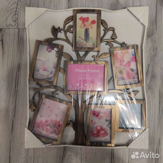 Продам панно с рамками для фото