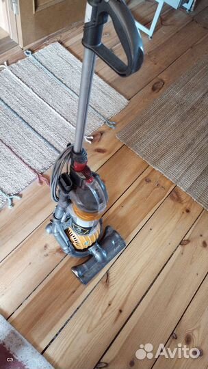Пылесос Dyson