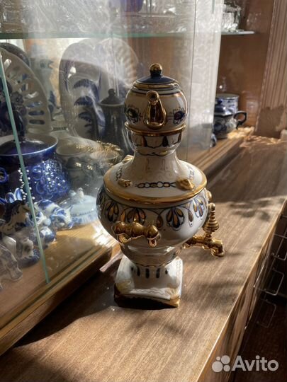 Сувенирный самовар СССР гжель