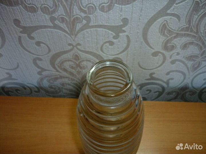 Ваза стеклянная