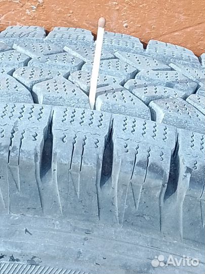 Bridgestone Blizzak LT 4.00/10.5 R13