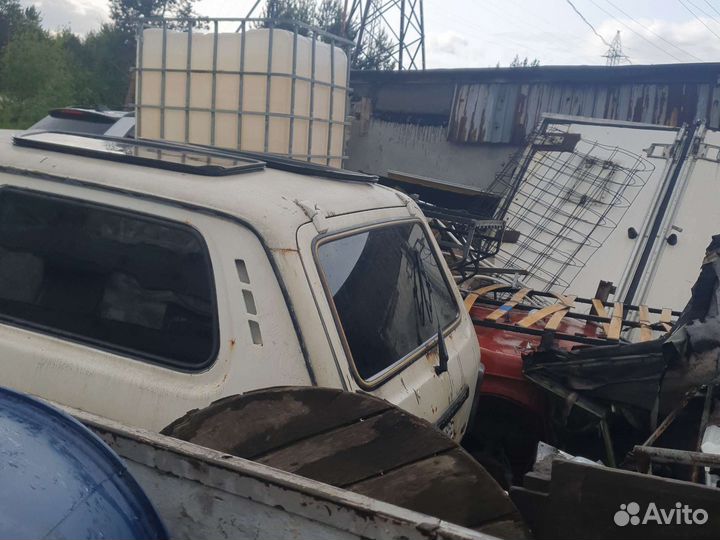 Лобовое стекло на ниву 21-21