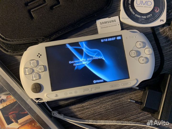 Sony PSP E1008 White 64gb 400+ игр (комплектом)