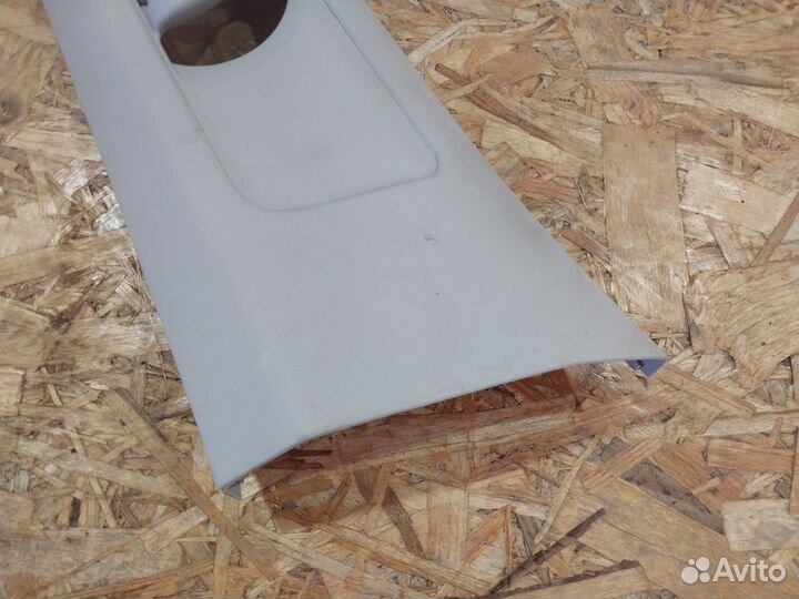 Обшивка левой стойки Volkswagen Polo 5 верхняя