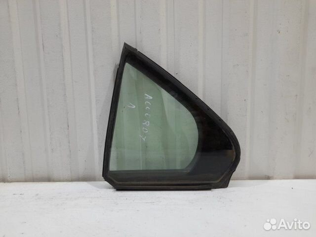 Форточка задняя левая Honda Accord 7 седан