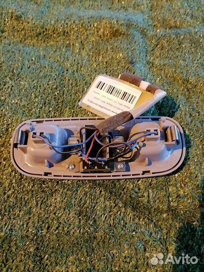 Светильник салона FD03-69-970E03 Mazda MPV LW5W