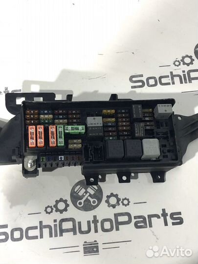 Блок предохранителей задний Mercedes GL W164