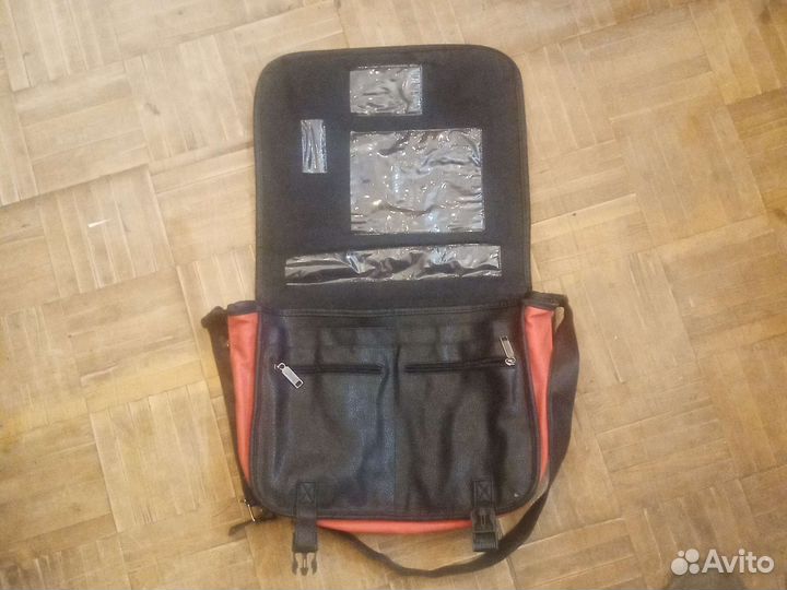 Сумка красная