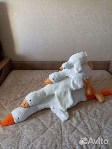 Гусь обнимусь